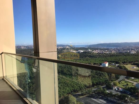 Maslak Eclipse 3+1 Apartment for Sale—Great Deal