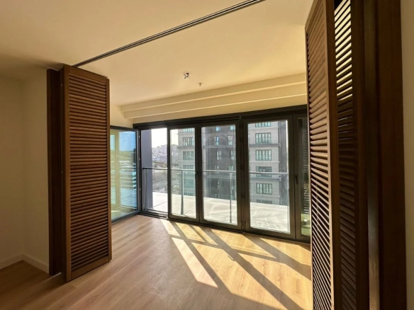 Avangart Istanbul 1+1 Vacant Apartment for Sale