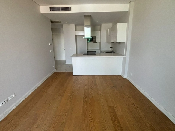Maslak Eclipse 2+1 Apartment for Sale