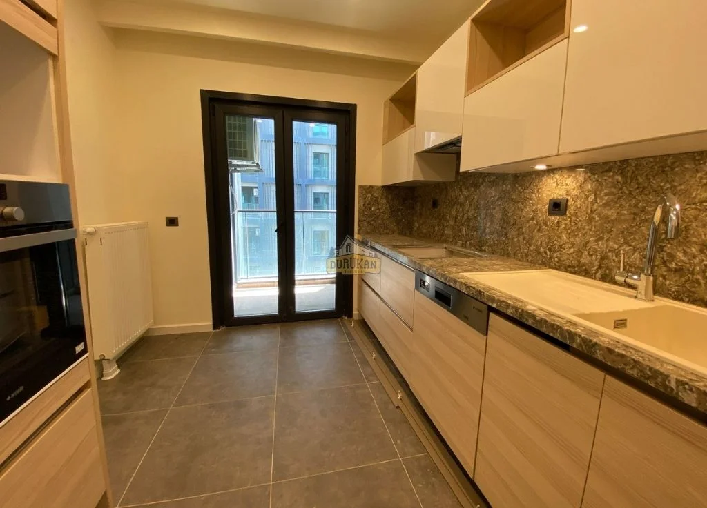 Avangart Istanbul 2+1 For Sale Flat