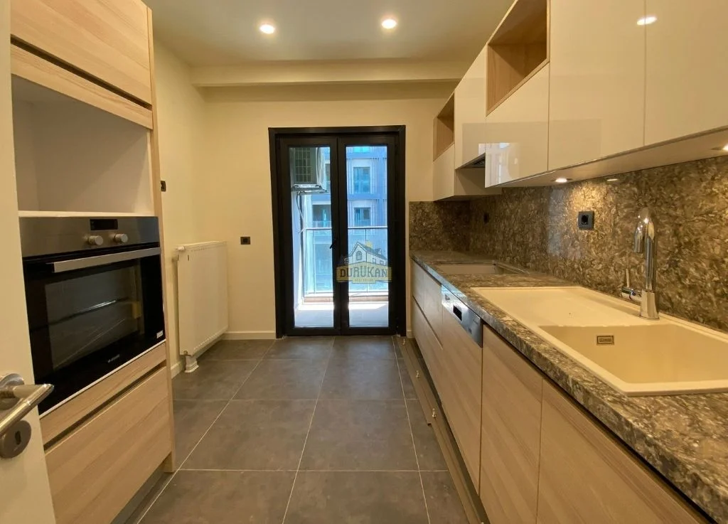 Avangart Istanbul 2+1 For Sale Flat