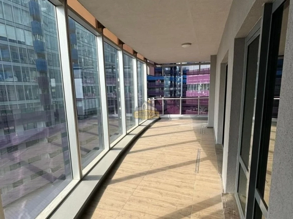 Maslak 1453 Kapalı Mutfak 2+1 Satılık Daire — 160 m²