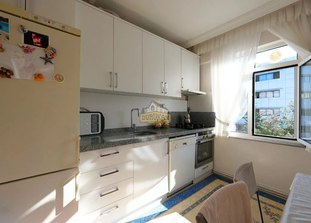 Beşiktaş Dikilitaş Mahallesi 2+1 Satılık Daire | Durukan Real Estate