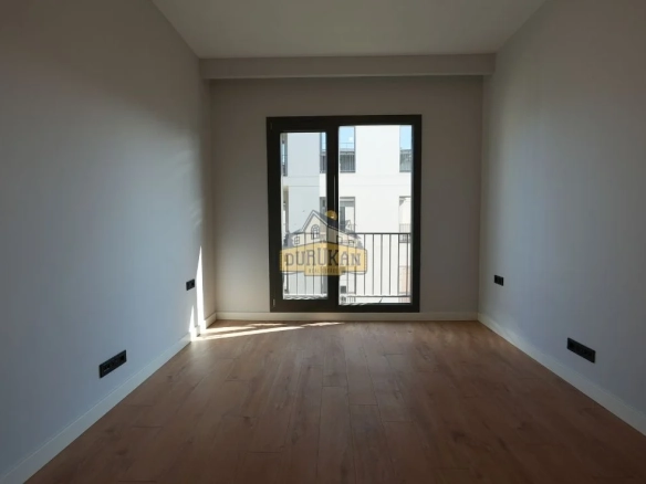 Çınarköy 2+1 for Rent — 119 m², Two Bathrooms