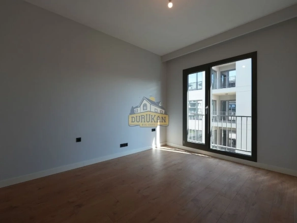 Çınarköy 2+1 for Rent — 119 m², Two Bathrooms