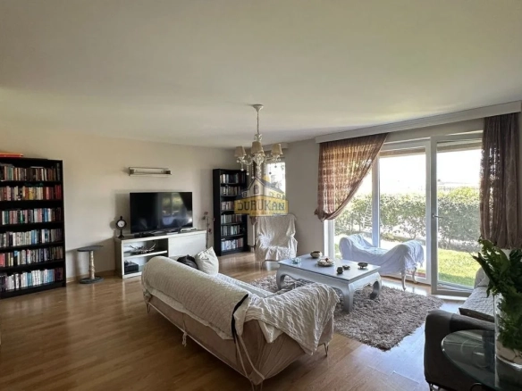 Bahçeşehir Dekar Asmalı Bahçeler 4+1 Bahçeli Satılık Daire