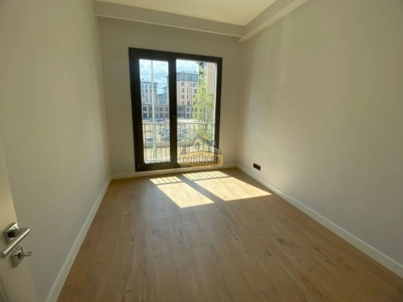 Çınarköy 2+1 with Landscape View for Rent — 100 m²