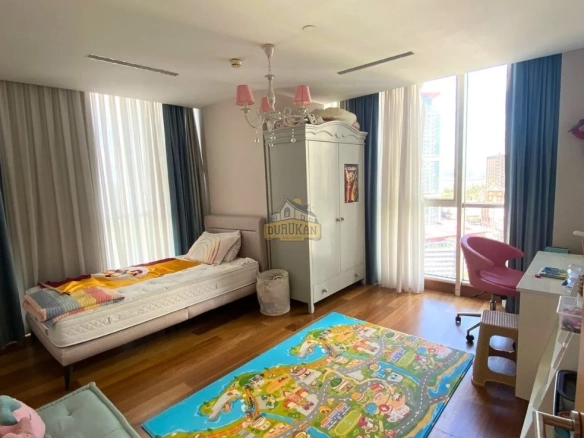 Mashattan 4+1 Havuz Cephe Boş Satılık Daire