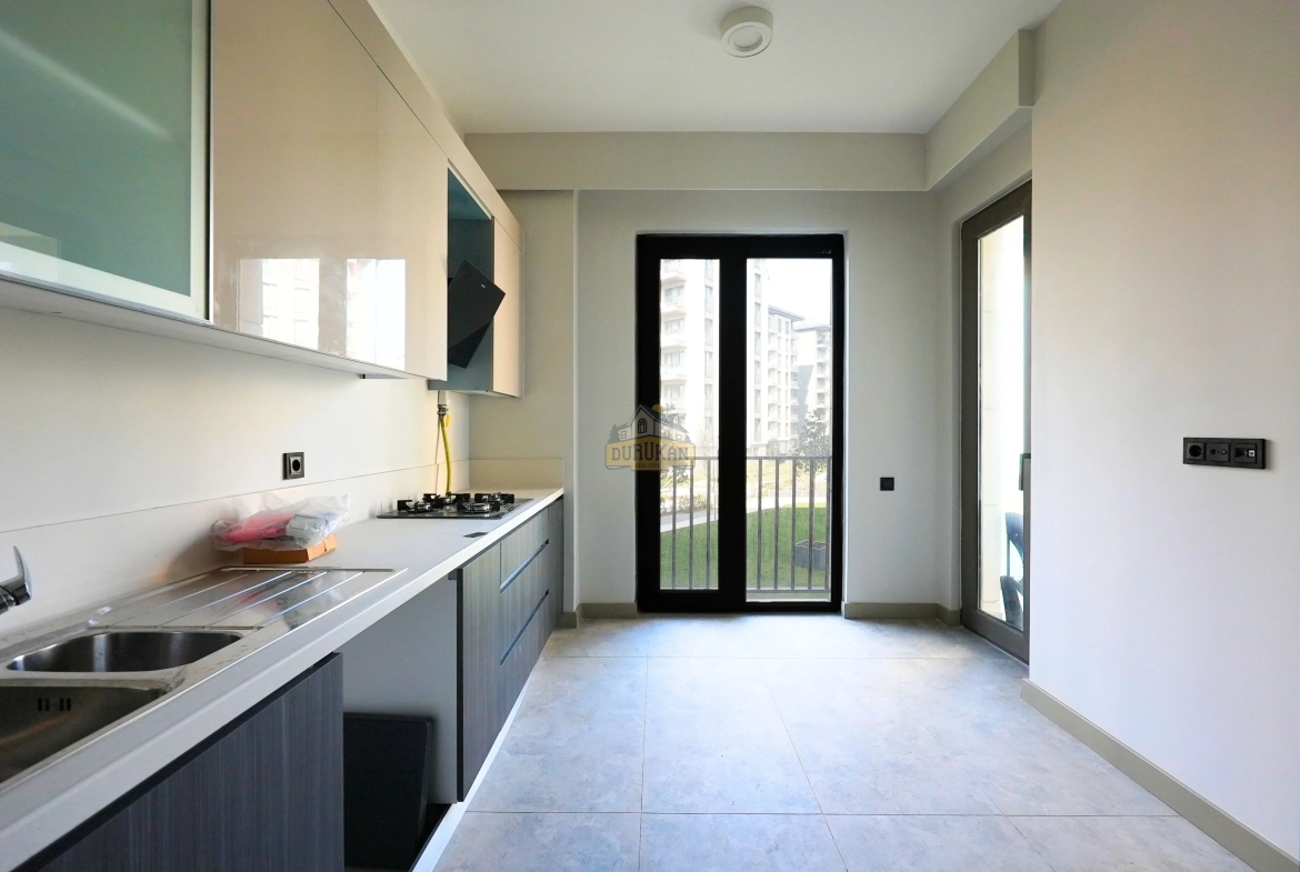 Çınarköy B2 Daire 9 3+1 Kiralık