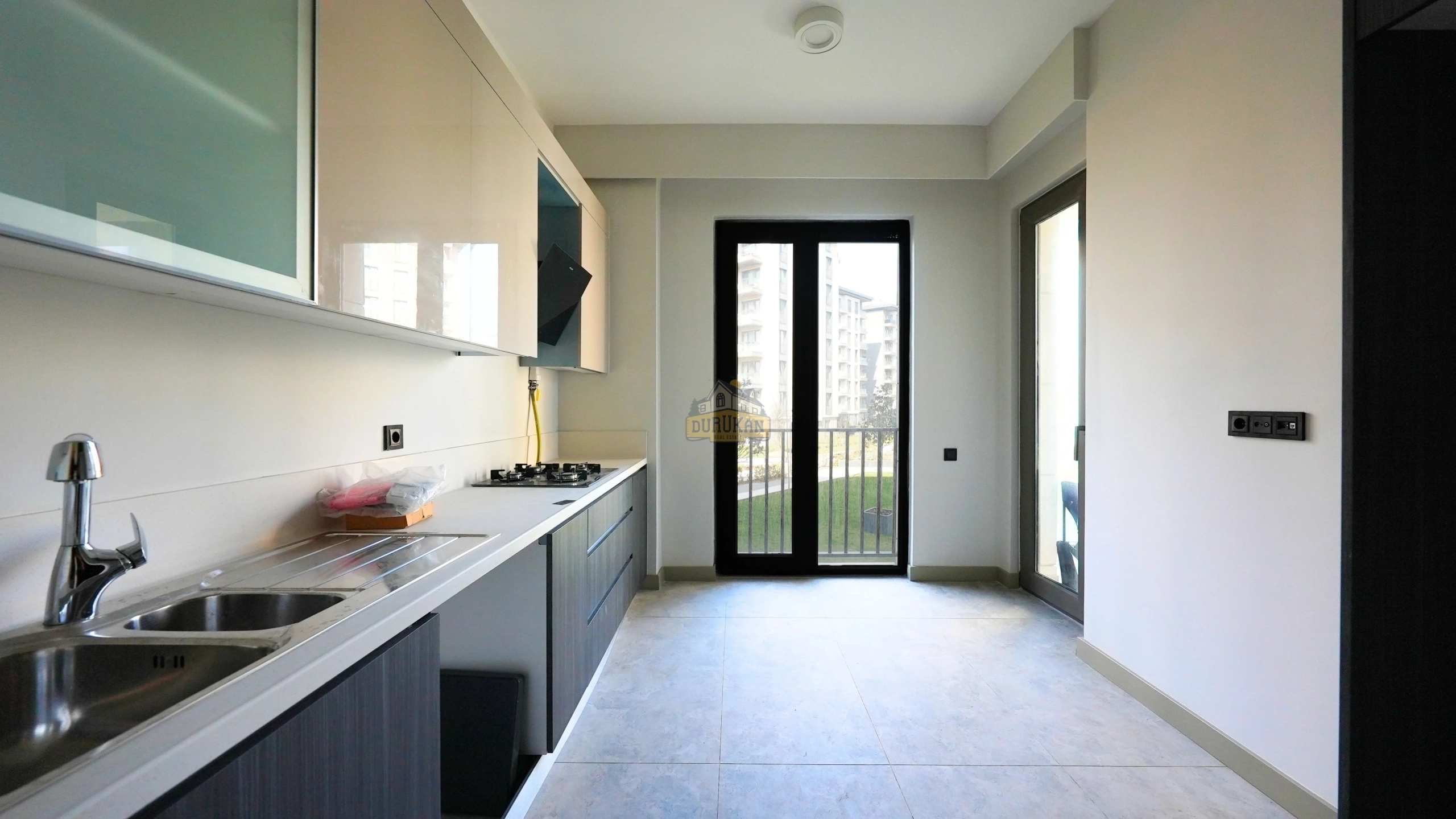 Çınarköy B2 Daire 9 3+1 Kiralık