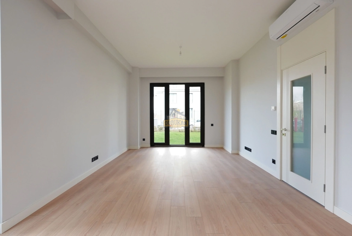 Çınarköy Kiralık Bahçe katı