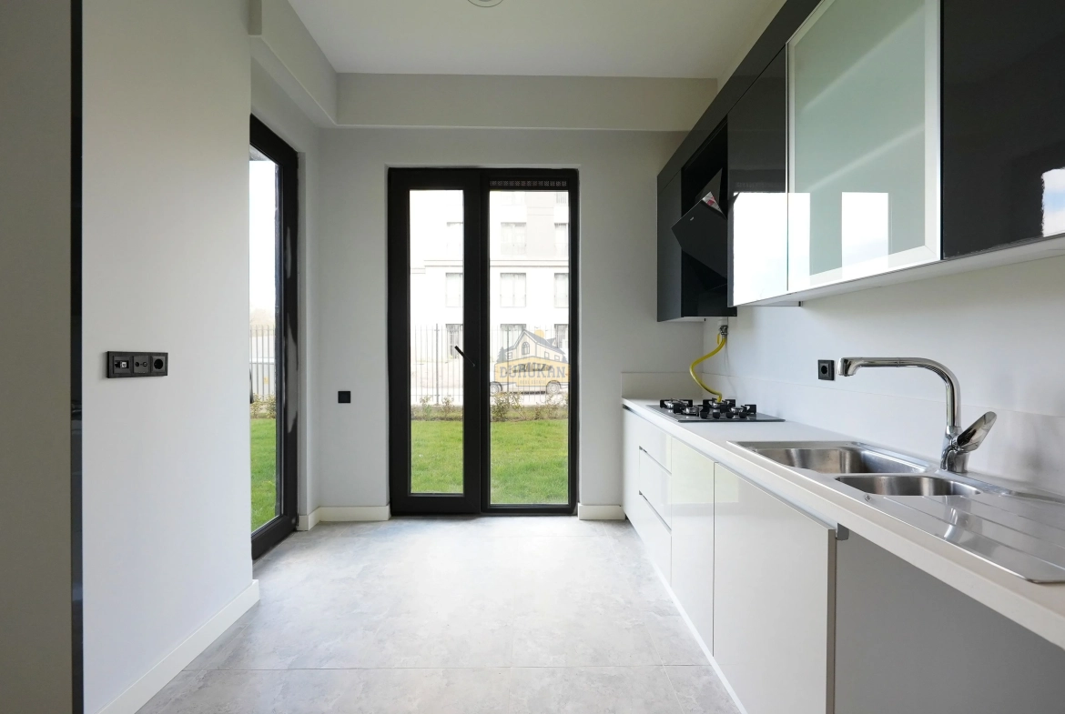 Çınarköy Kiralık Bahçe katı