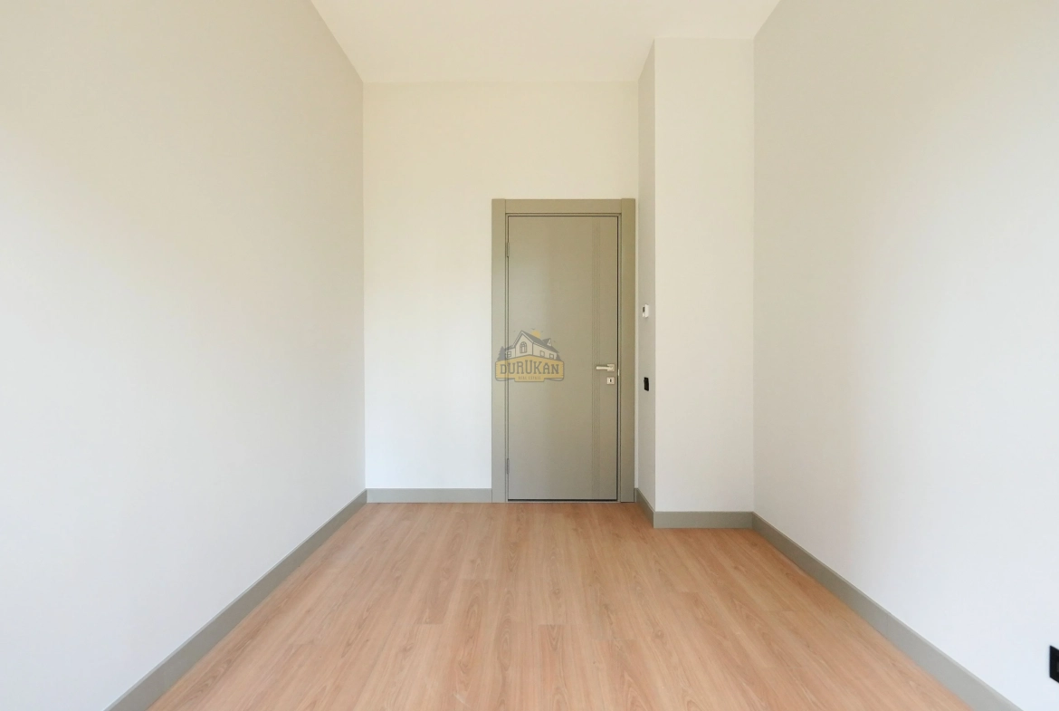 Çınarköy satılık bahçe katı