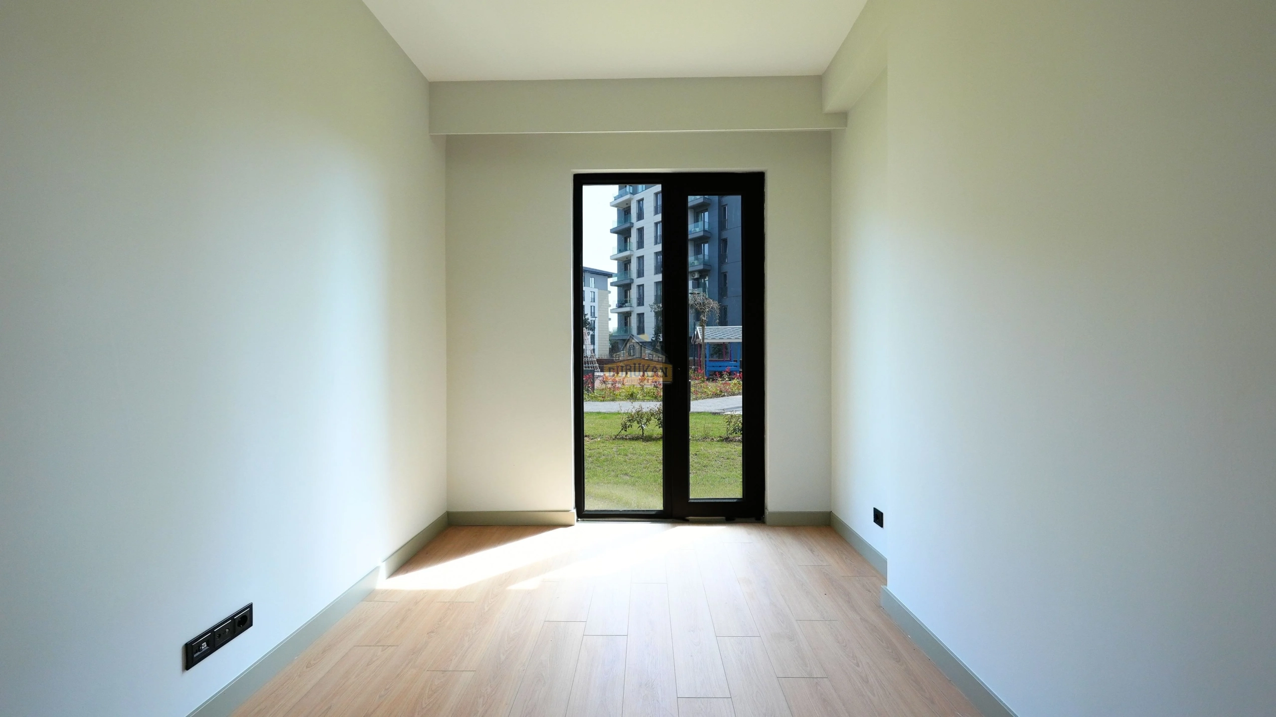 Çınarköy satılık bahçe katı