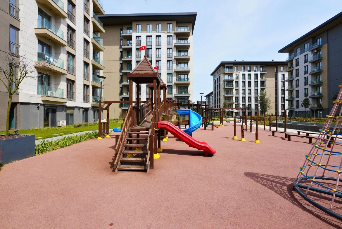 Çınarköy satılık bahçe katı