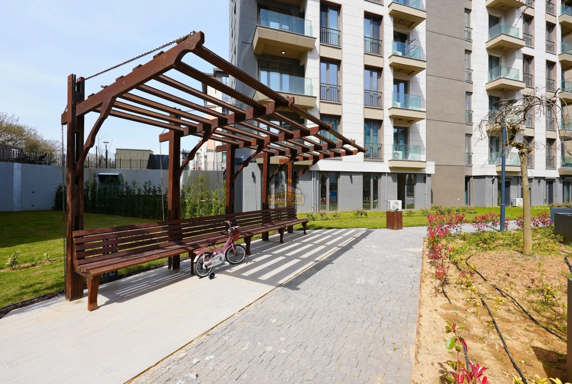 Çınarköy satılık bahçe katı