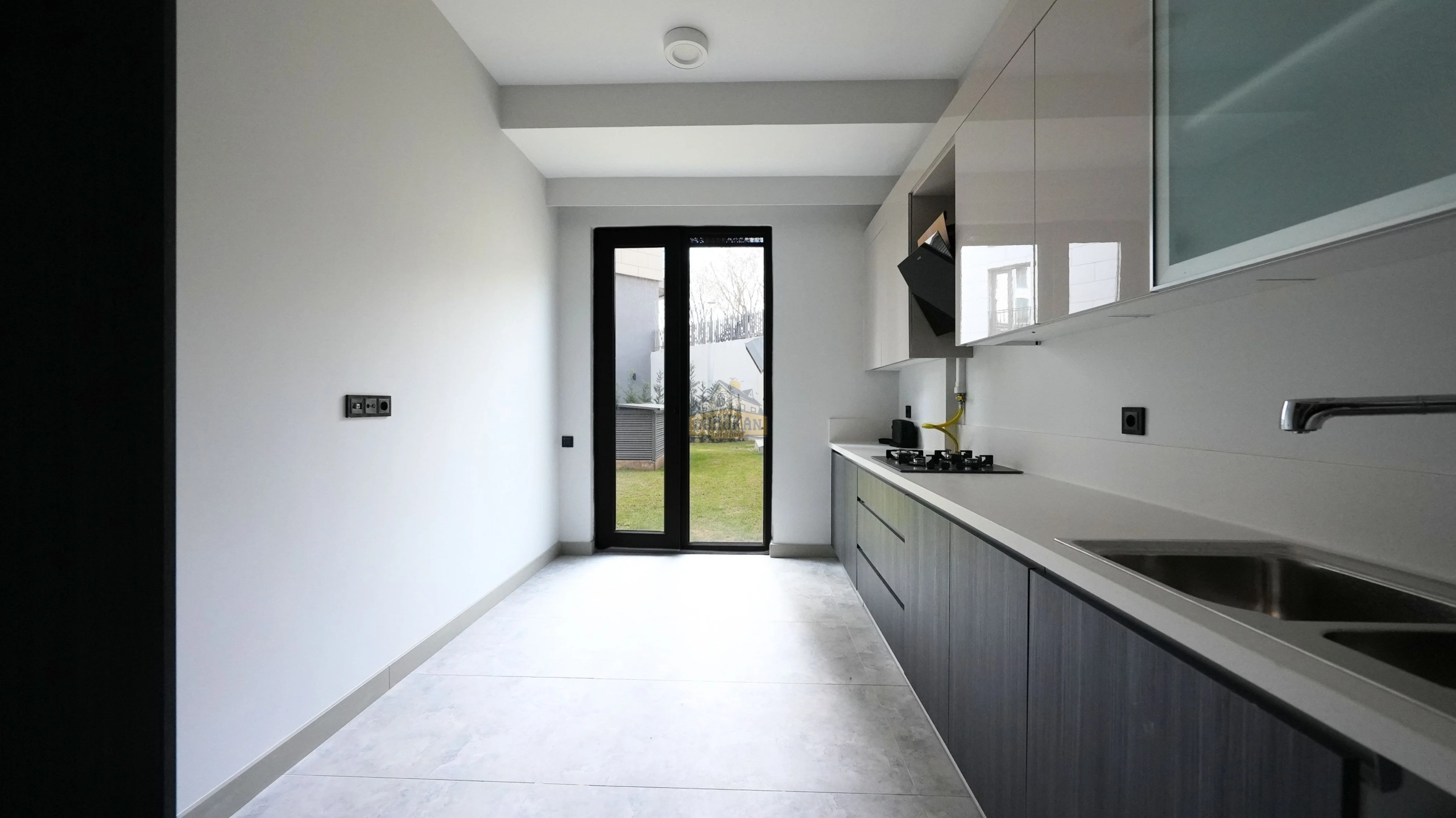 Çınarköy satılık bahçe katı