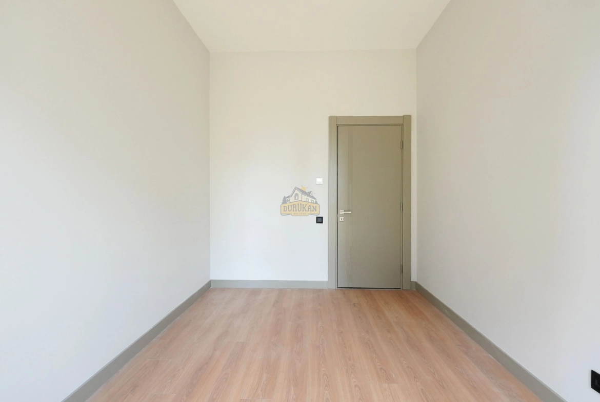 Çınarköy satılık bahçe katı