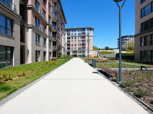 cinarkoy-3-1-satilik-daire-site-dis-gorunum