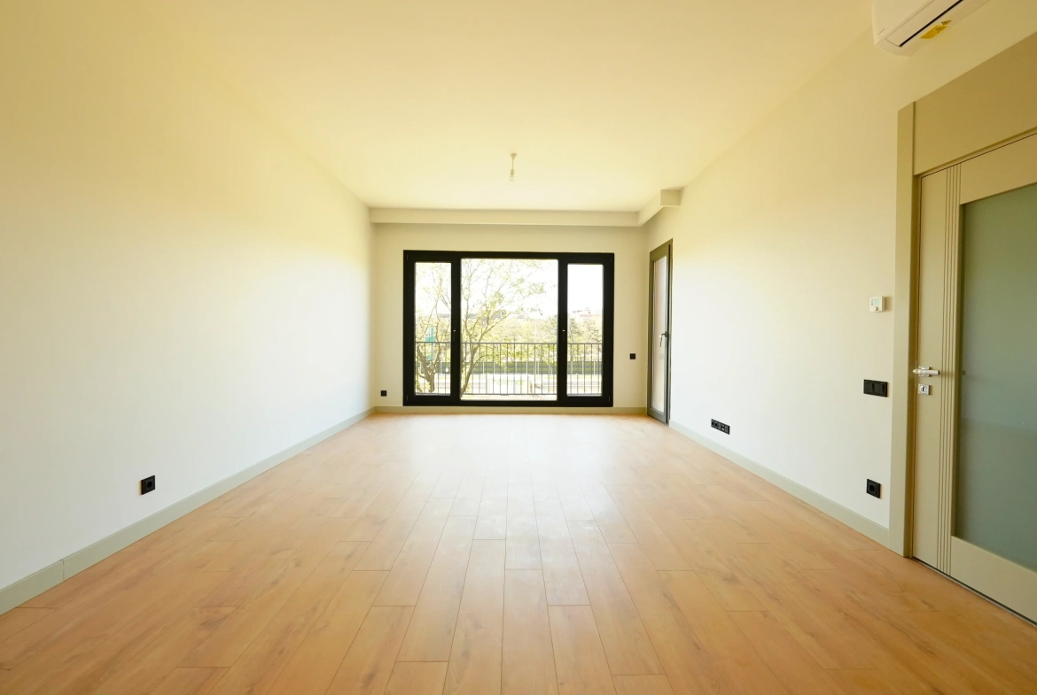 Çınarköy 3+1 satılık daire – salon genis yasam alani