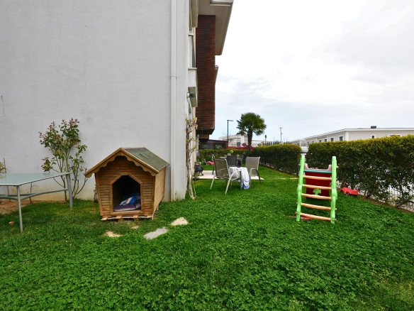 Dekar Asmalı Bahçeler 4+1 Satılık Villa – Geniş Bahçe, Bahçe Katı