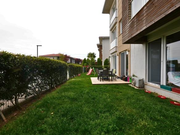 Dekar Asmalı Bahçeler 4+1 Satılık Villa – Geniş Bahçe, Bahçe Katı